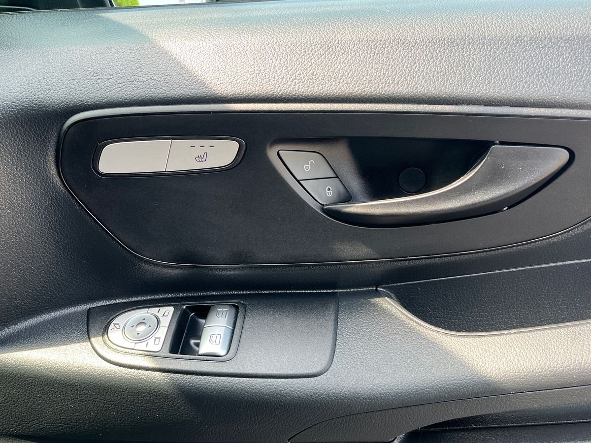 Mercedes-Benz Vito Photo 34