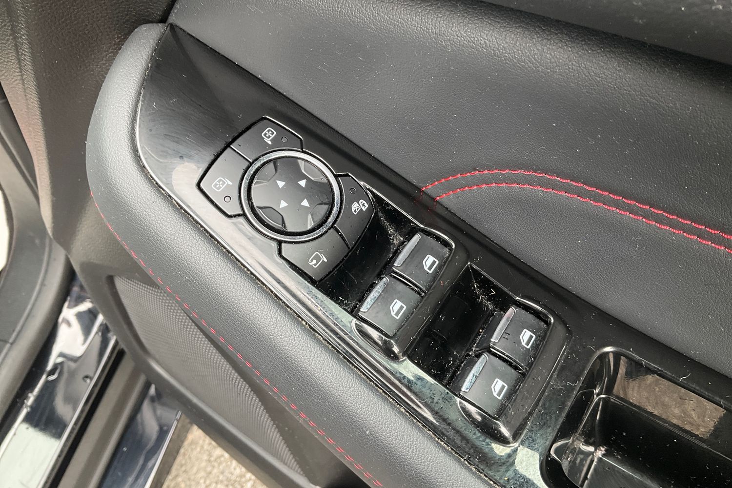 Ford S-Max Photo 15