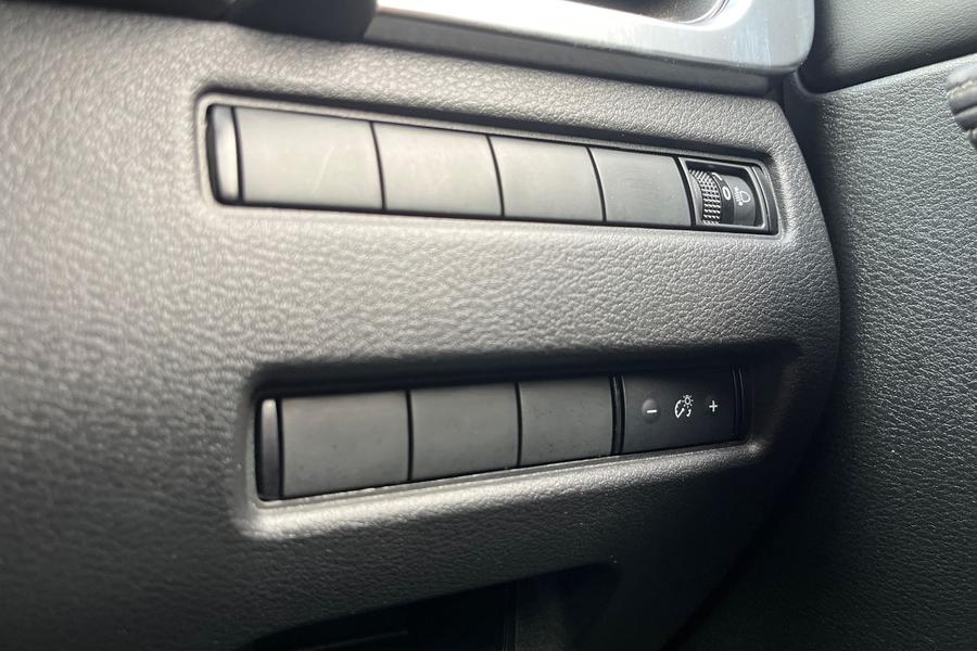 Nissan X-Trail Photo autoimg-b34beb6dea87b7c1917393010f8739d520140ee0.jpg