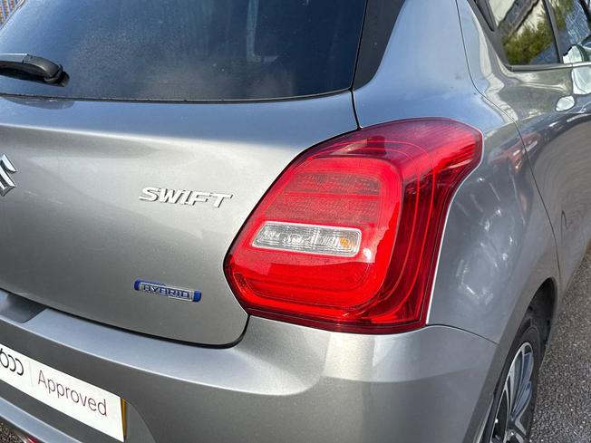 SUZUKI Swift Photo 18