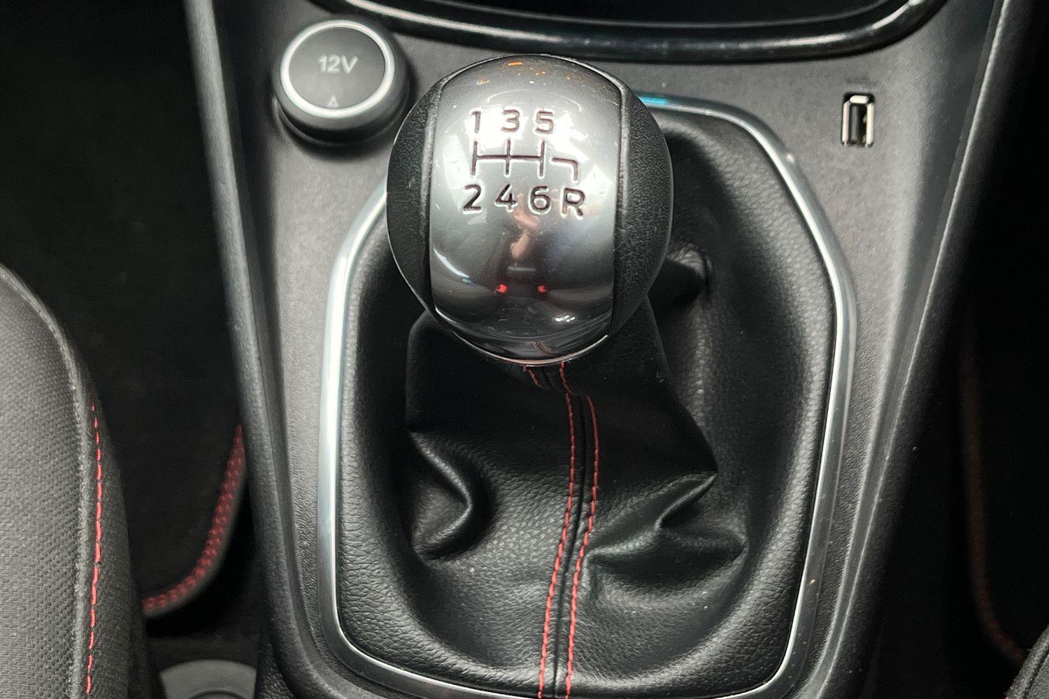 Ford PUMA Photo 32