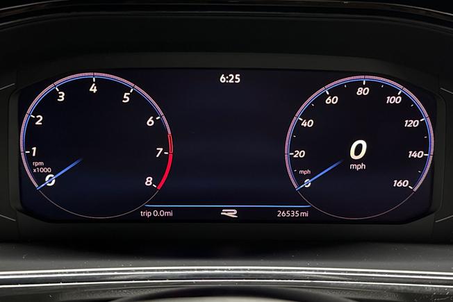 VOLKSWAGEN T-Roc Photo 15