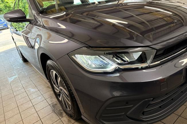 VOLKSWAGEN Polo Photo 19