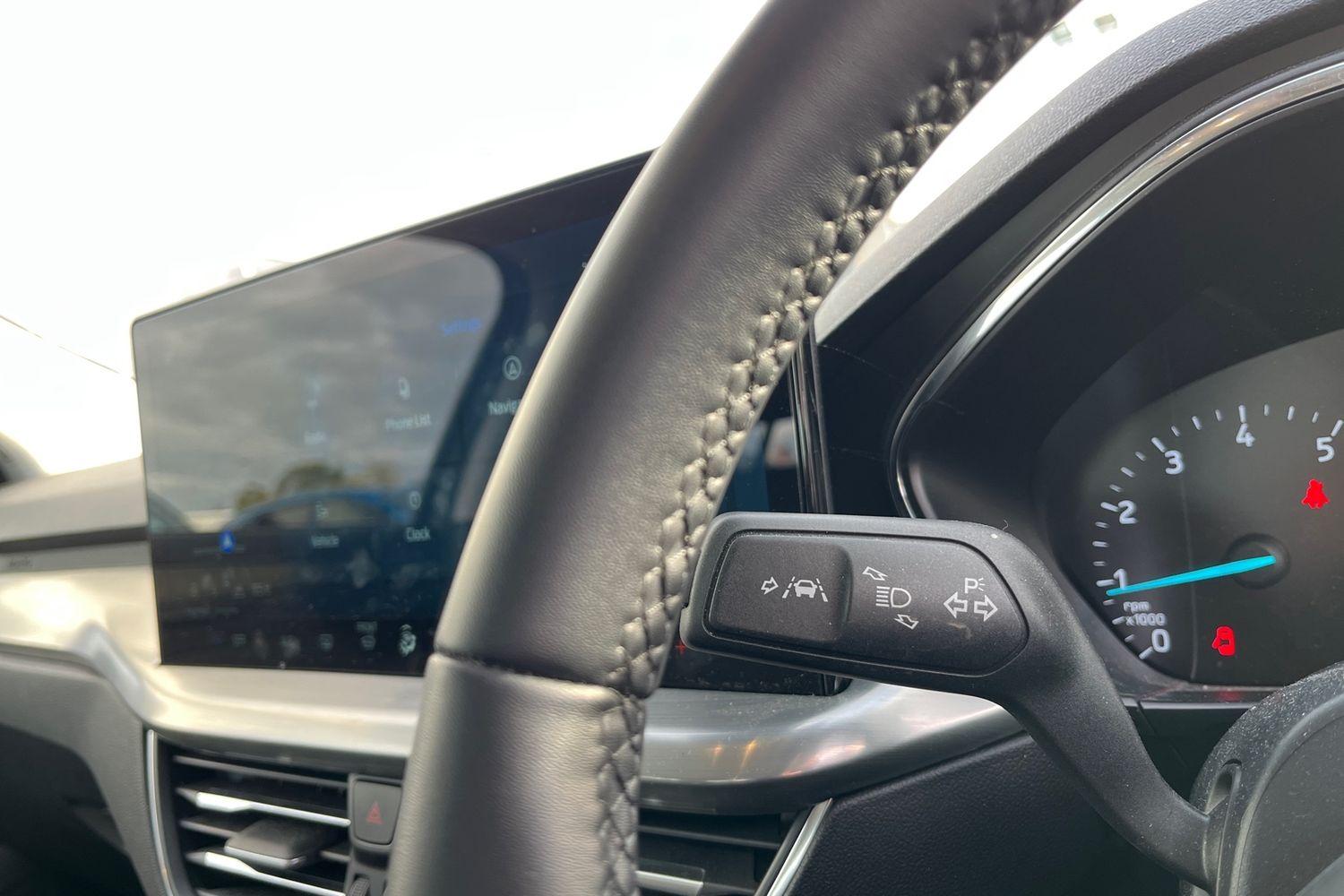 Ford FOCUS Photo 13