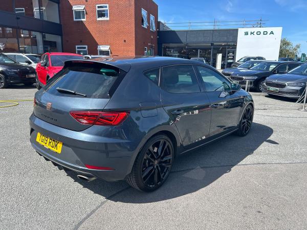 SEAT Leon Photo autoimg-b350c38f808d299ca545087ba1022ddb819904c9.jpg