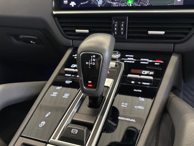 PORSCHE Cayenne Photo 12
