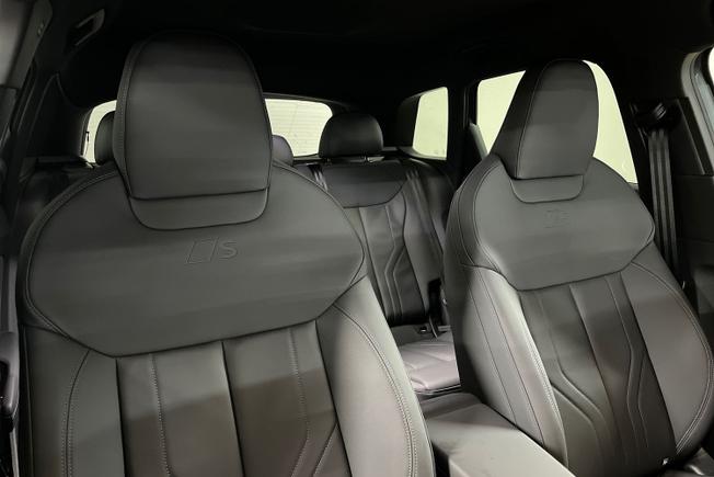 AUDI Q3 Photo 25