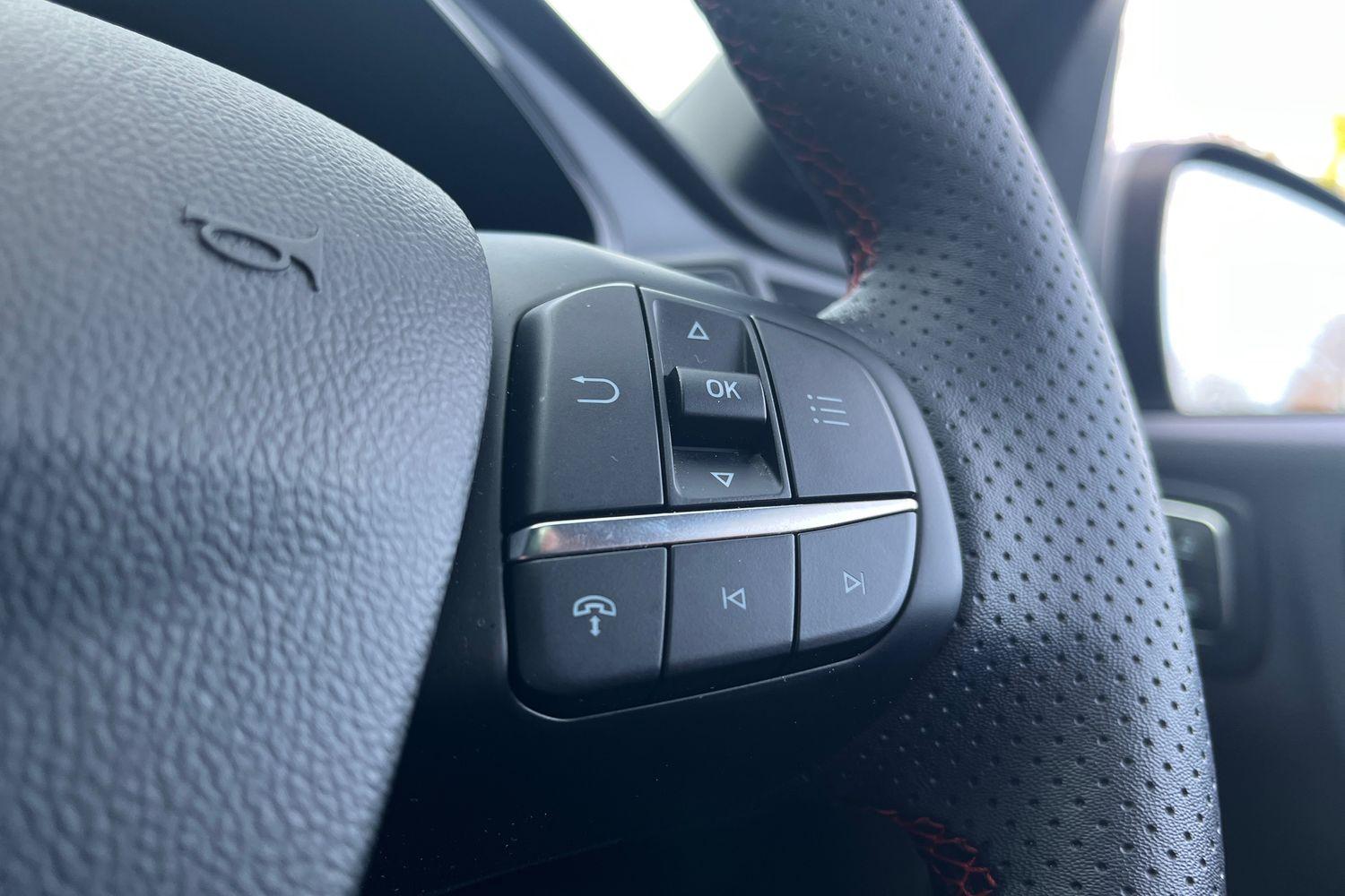Ford KUGA Photo 39
