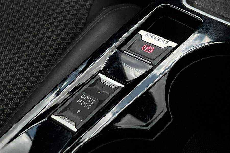 Peugeot 2008 Photo autoimg-b35e3fb1402a1f0bab94866af4b4ea4861b4961b.jpg