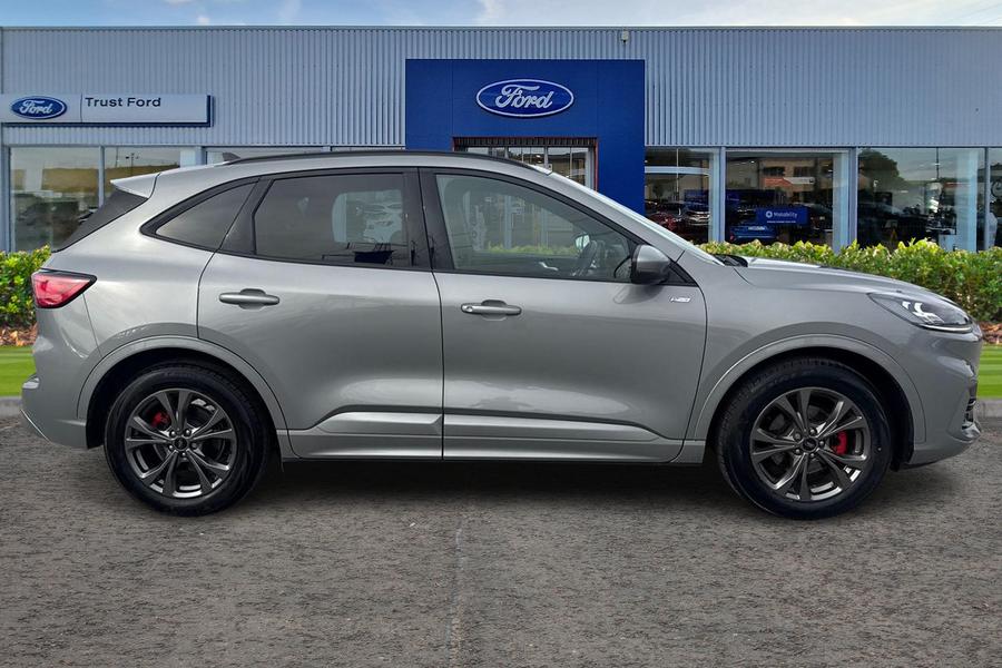 Ford KUGA Photo autoimg-b35ed3a4d0f7cf1e72b8e822a26352dabc181683.jpg