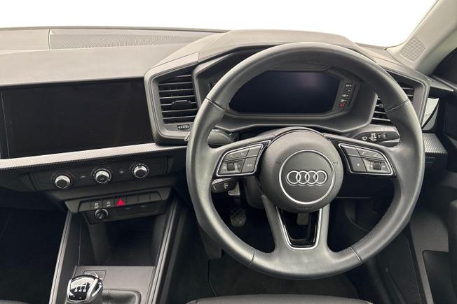 AUDI A1 Photo 11