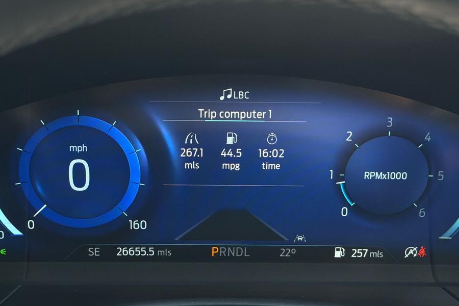 Ford KUGA Photo autoimg-b3614108116a243a179a0ade62df753caf405a28.jpg