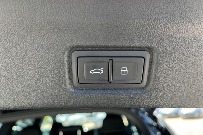 AUDI Q6 E-Tron Photo 49