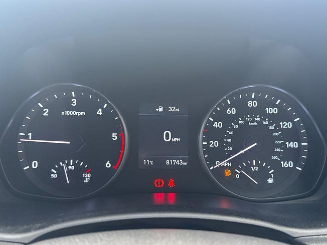 HYUNDAI i30 Photo 15