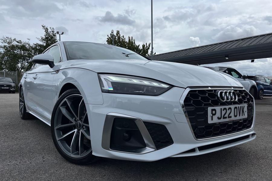 Audi A5 Photo autoimg-b364b36f2f9bca6a692ceb8e204d82652eb895c5.jpg