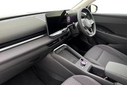 VOLKSWAGEN T-Roc Photo 2