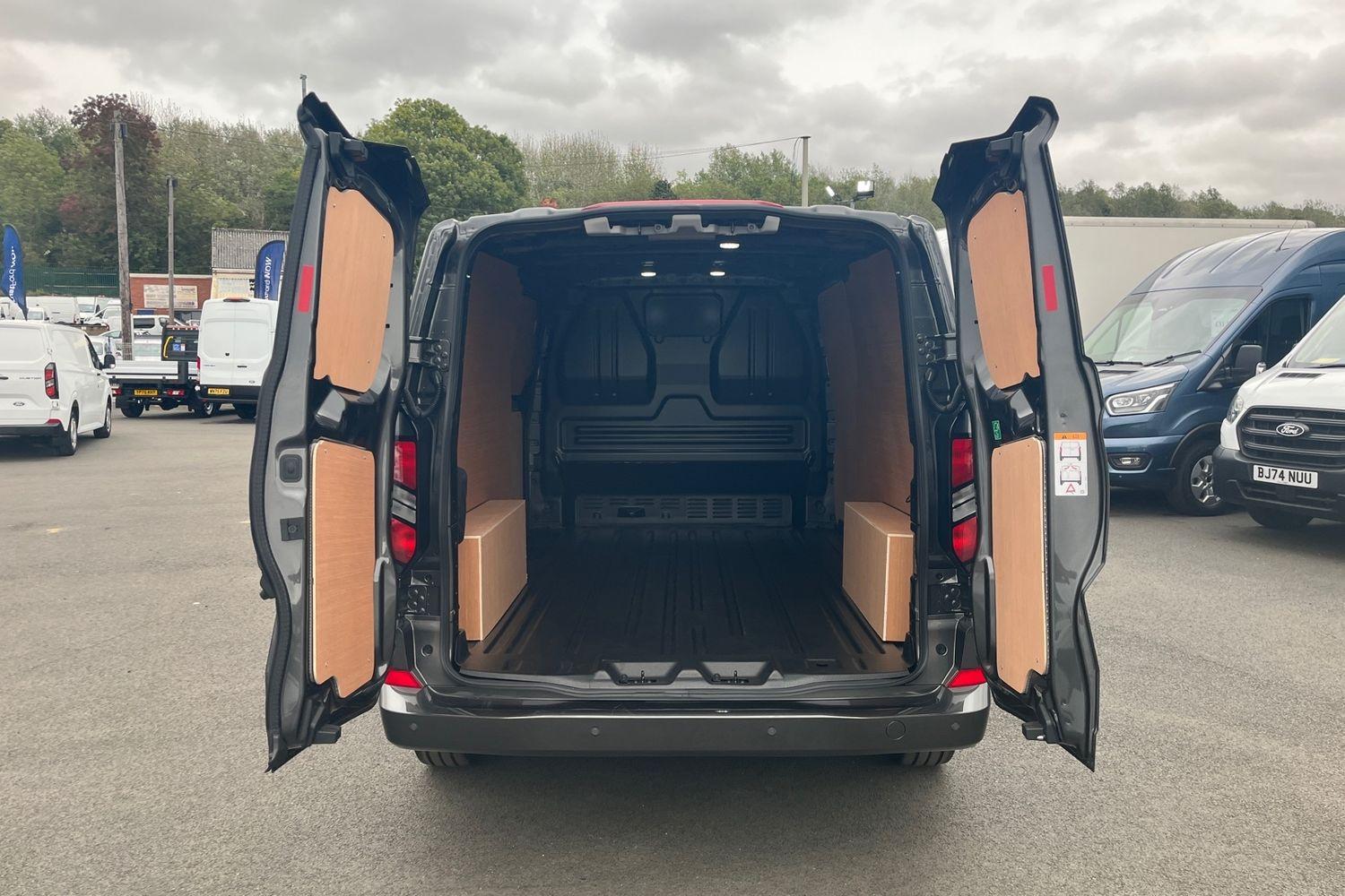 Ford TRANSIT CUSTOM Photo 6