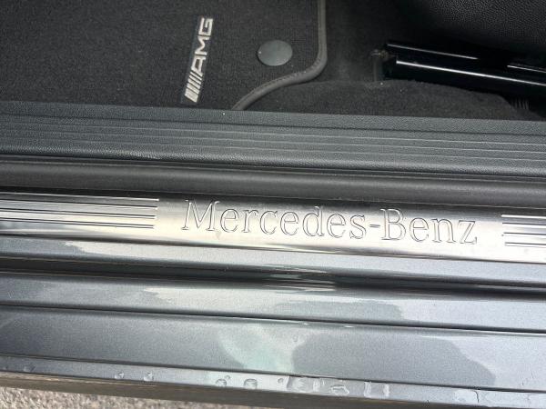 Mercedes-Benz CLS Photo autoimg-b372a972a84f4915e3a771c9093139d0d1aaa47e.jpg
