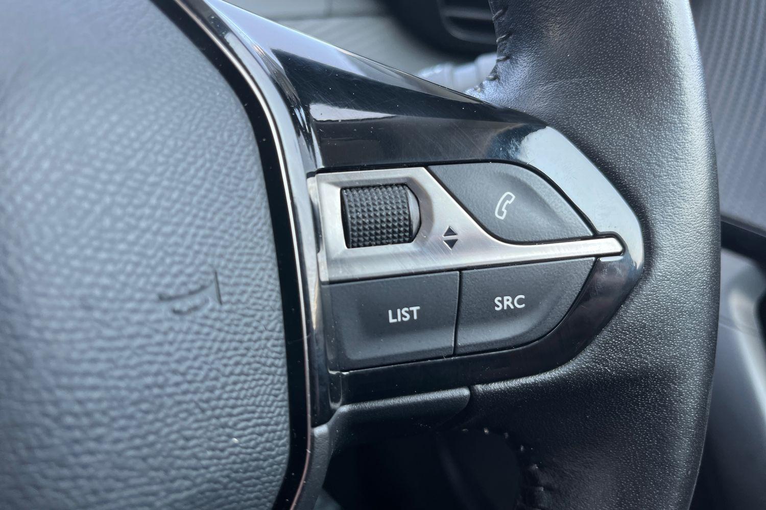 Peugeot 2008 Photo 33