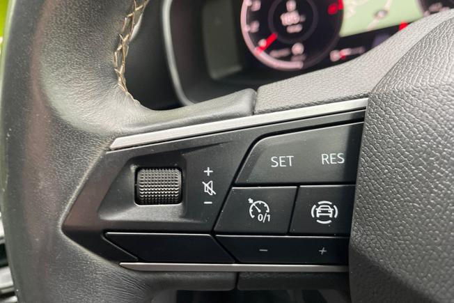 SEAT Leon Photo 16