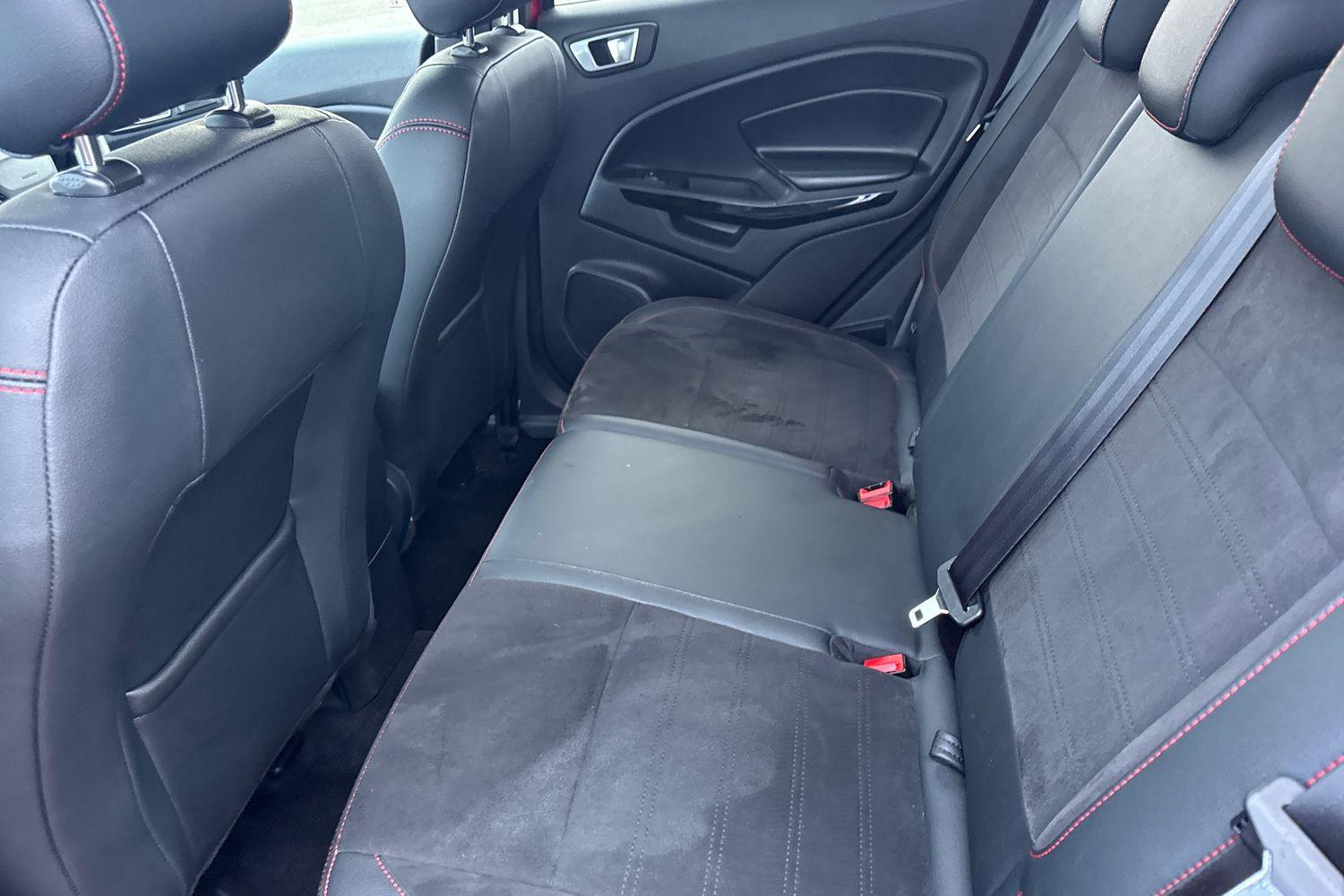 Ford ECOSPORT Photo 19