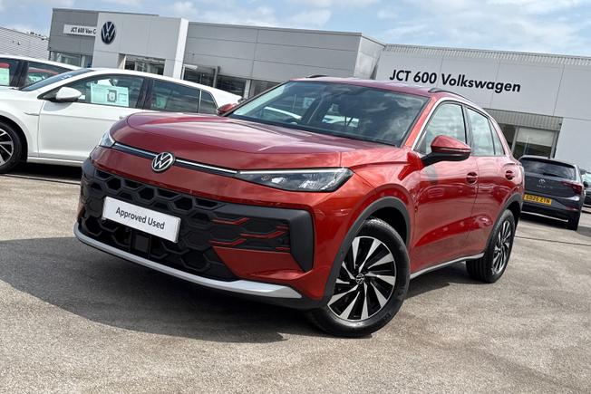 VOLKSWAGEN T-Roc Photo 45