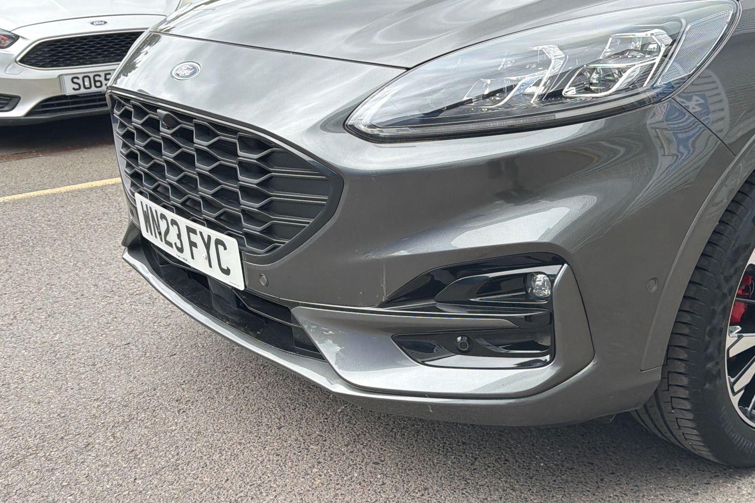 Ford KUGA Photo 28