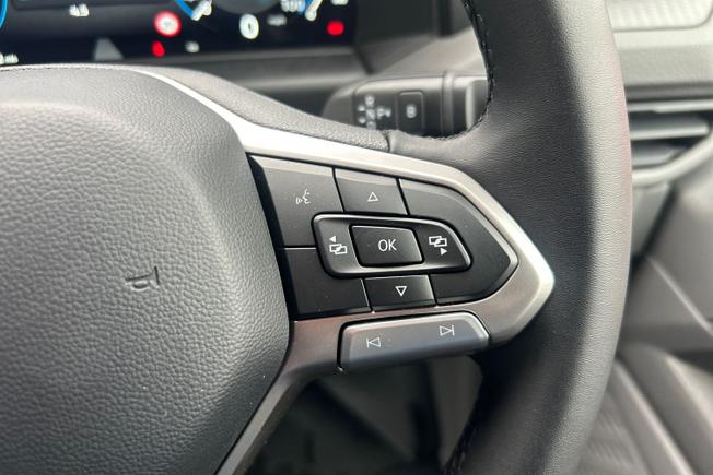 VOLKSWAGEN e-Transporter Photo 17