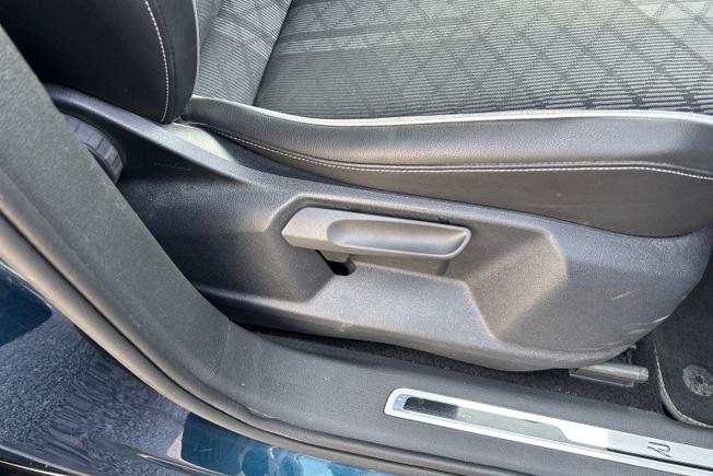 VOLKSWAGEN Tiguan Photo 36