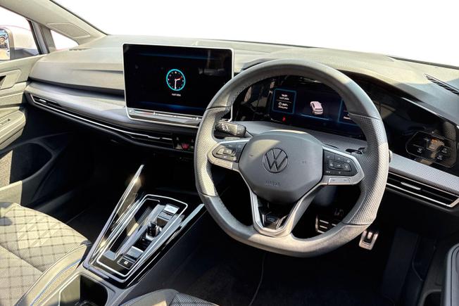 VOLKSWAGEN Golf Photo 6