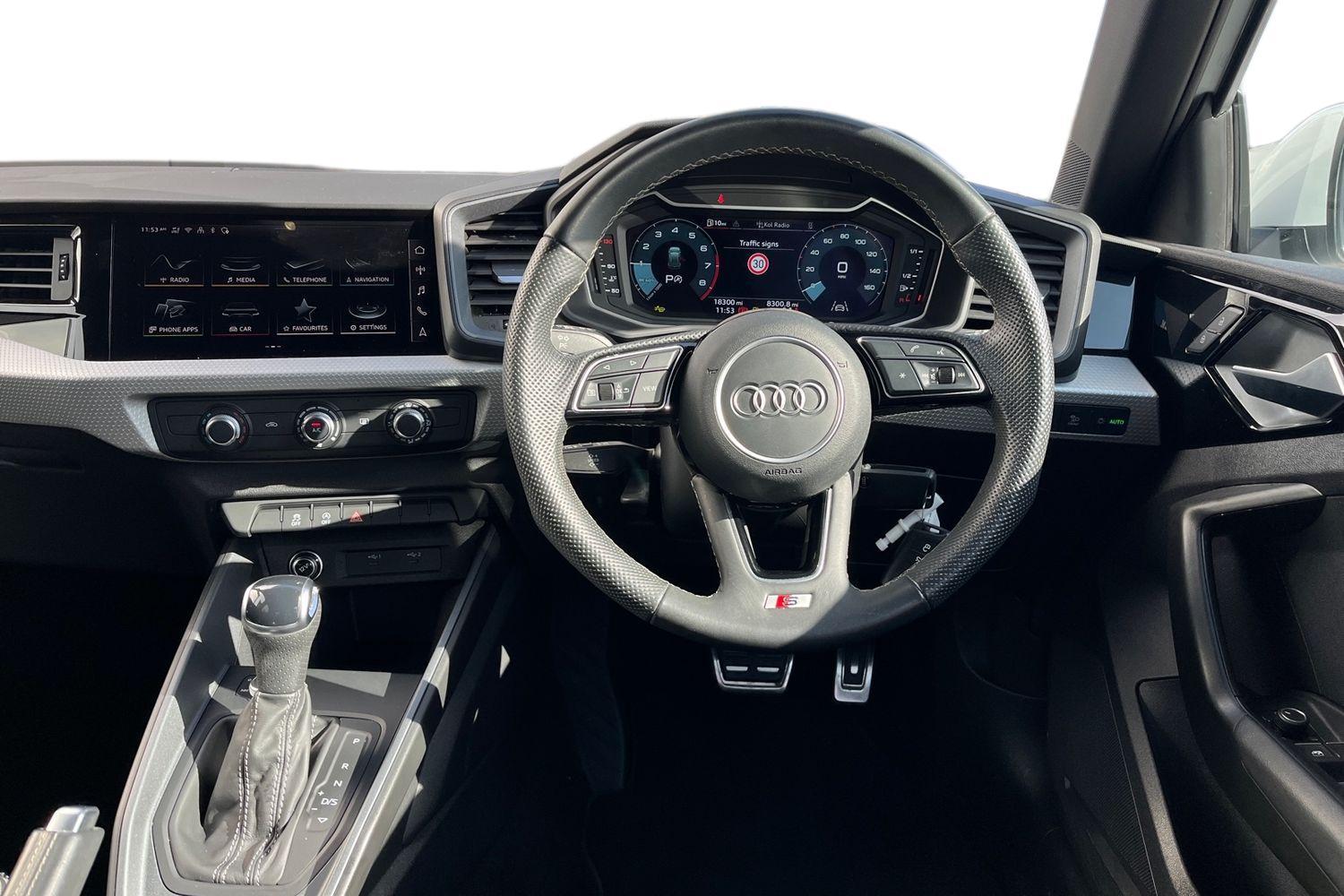Audi A1 Photo 10