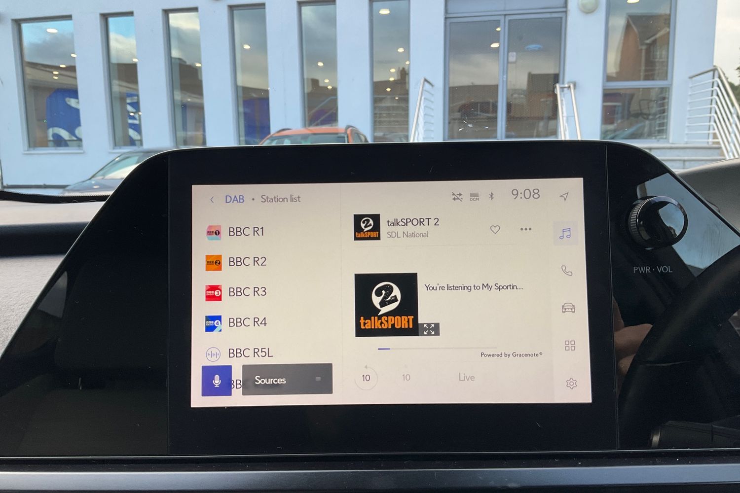 Lexus UX Photo 22