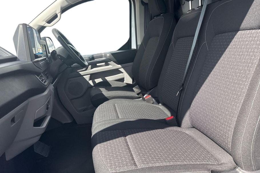 Used Ford E-TRANSIT CUSTOM HV75OYC 10
