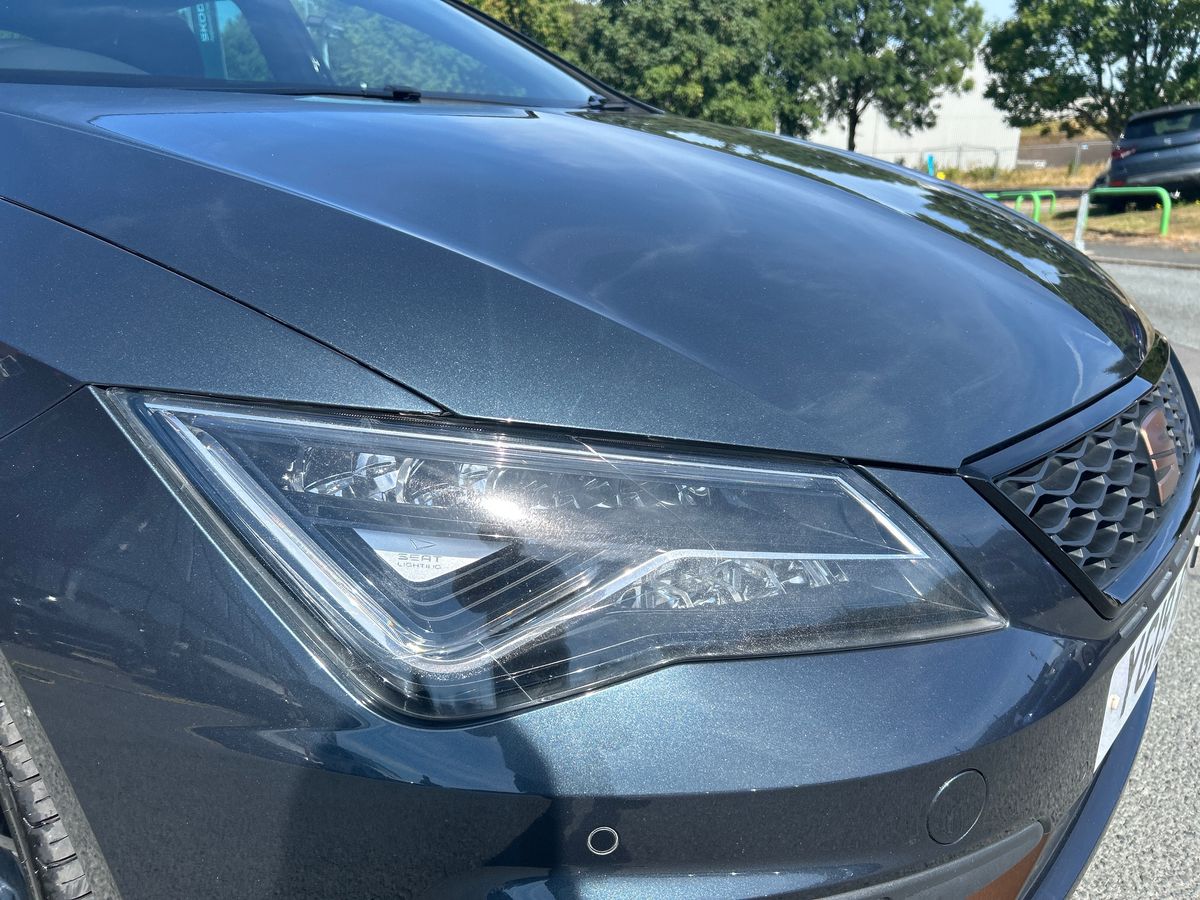 SEAT Leon Photo 16