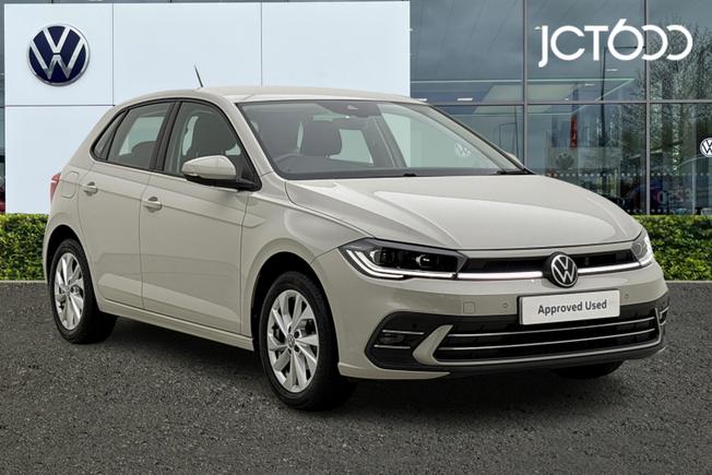 VOLKSWAGEN Polo Photo 1