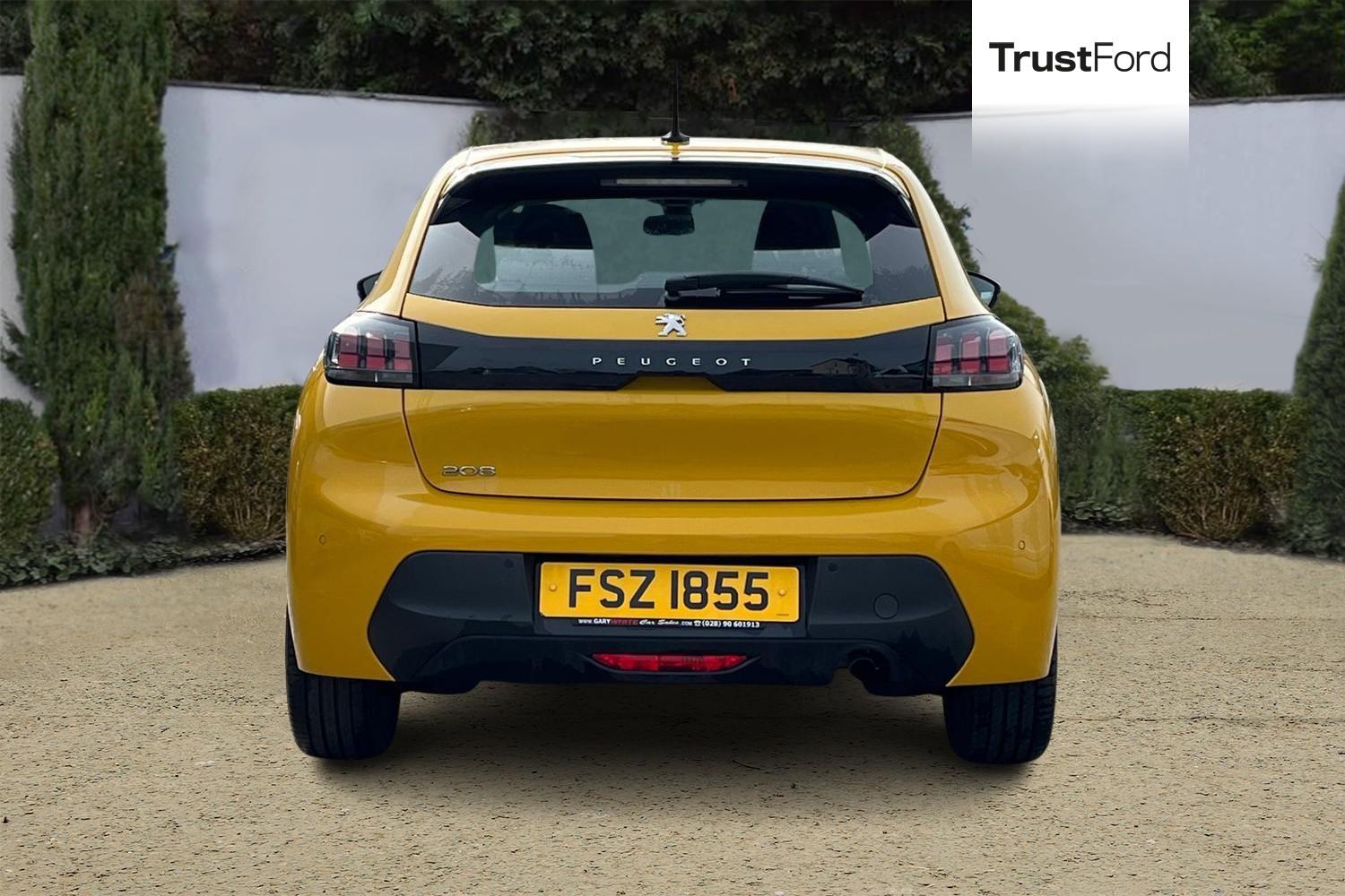 Peugeot 208 Photo 6