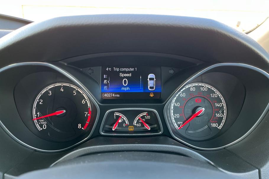 Used Ford FOCUS 13