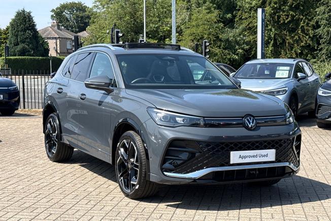 VOLKSWAGEN Tiguan Photo 30