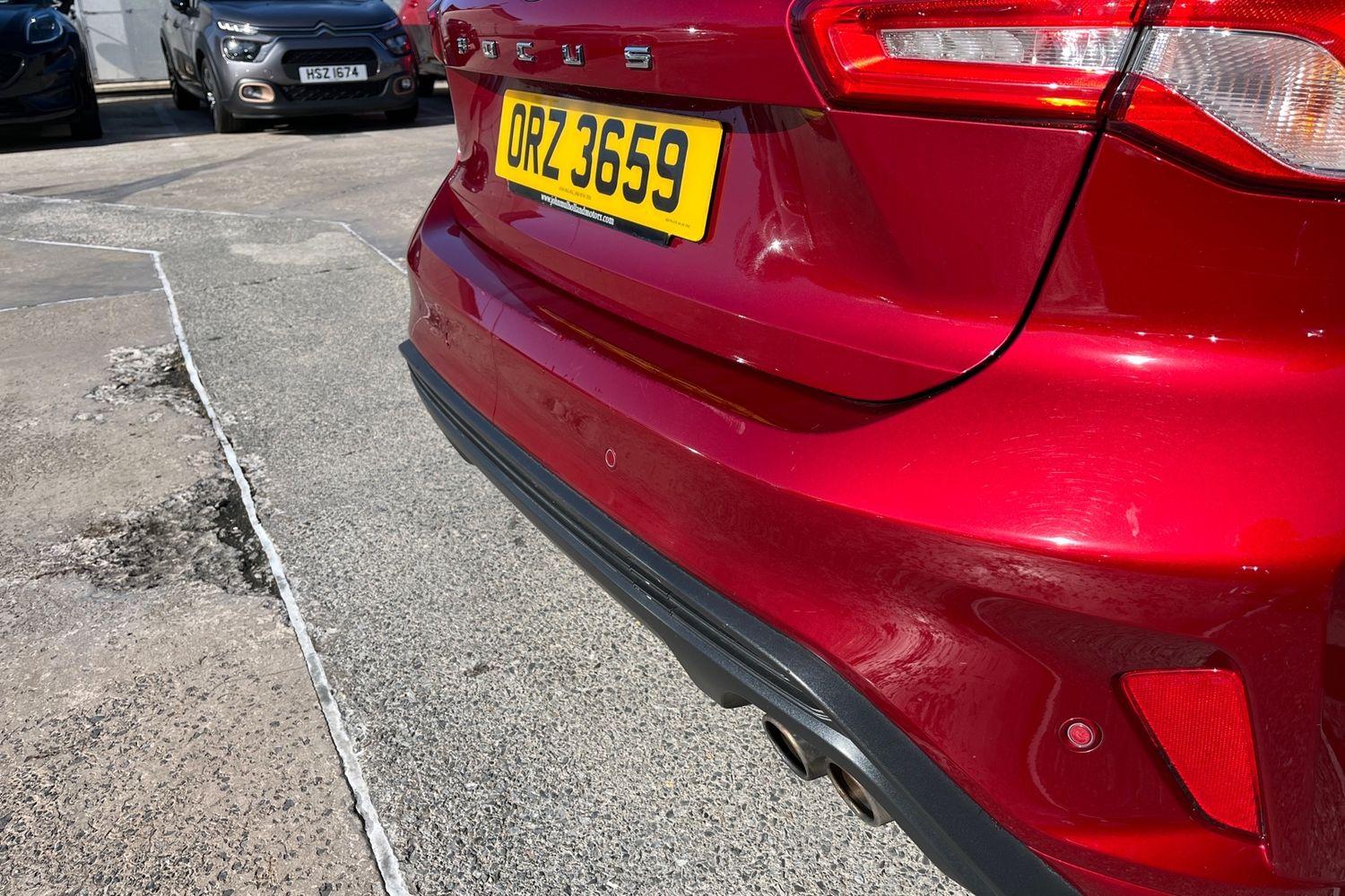 Ford FOCUS Photo 39