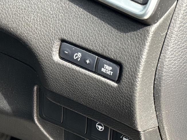 NISSAN Qashqai Photo 32