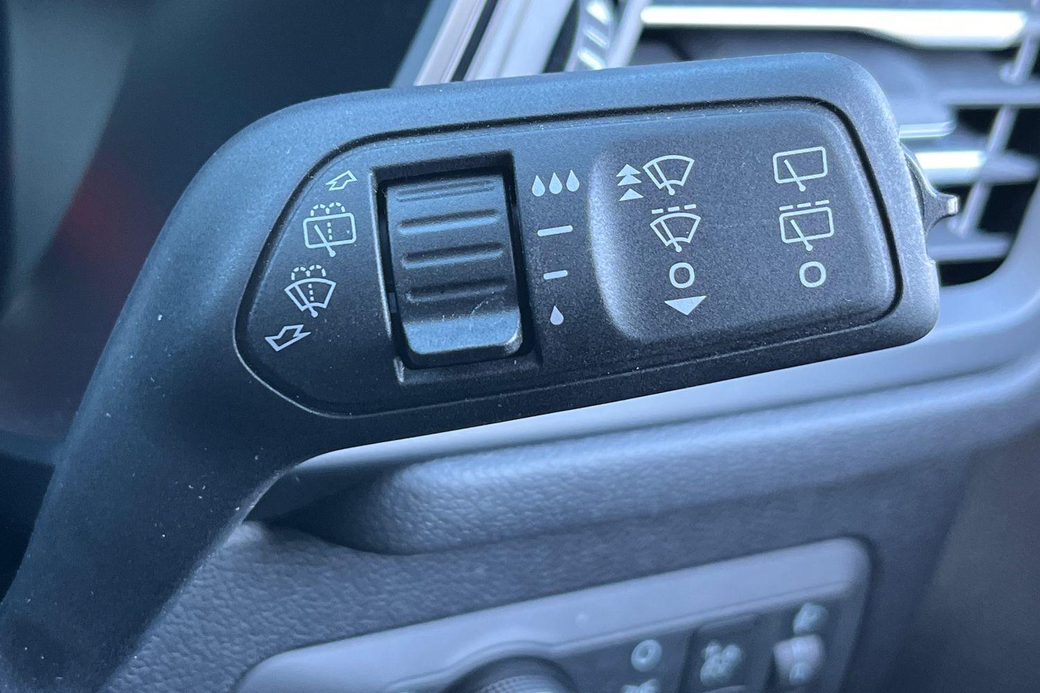 Ford KUGA Photo 14
