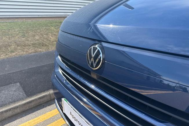 VOLKSWAGEN E-Transporter Photo 21