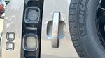 Land Rover Defender Photo 25
