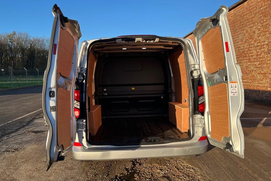 Used Ford TRANSIT CUSTOM 6