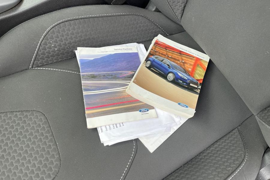 Ford FOCUS Photo autoimg-b3af064ea65277d2c0922faf3577459cf21fad9e.jpg