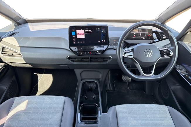 VOLKSWAGEN ID.3 Photo 10