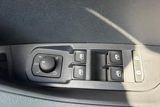 Skoda Karoq Photo autoimg-b3b23616f05cb74ce63b5a3a0e1c1502244e6e6f.jpg