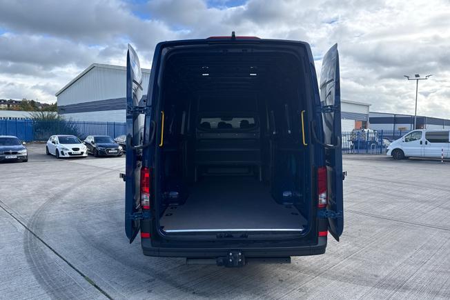 VOLKSWAGEN Crafter Photo 31