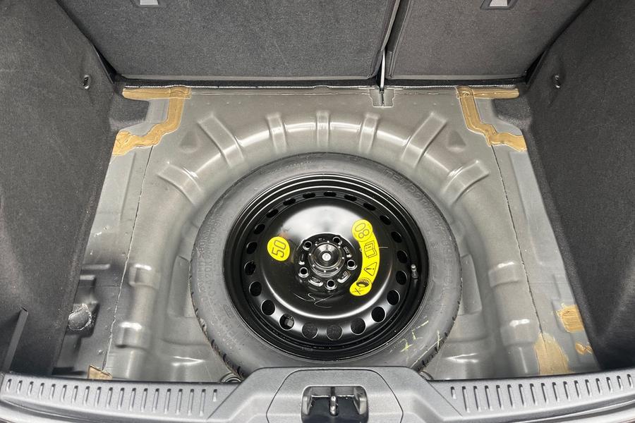 Ford FOCUS Photo autoimg-b3b583efb8a4ba7aae38d0caf7cb867607d00aa7.jpg