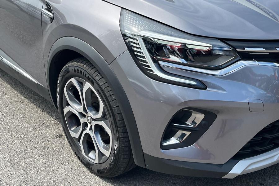 Renault CAPTUR Photo autoimg-b3bb6bdd975b7bbc0892d0f01f6318c9a3554fab.jpg